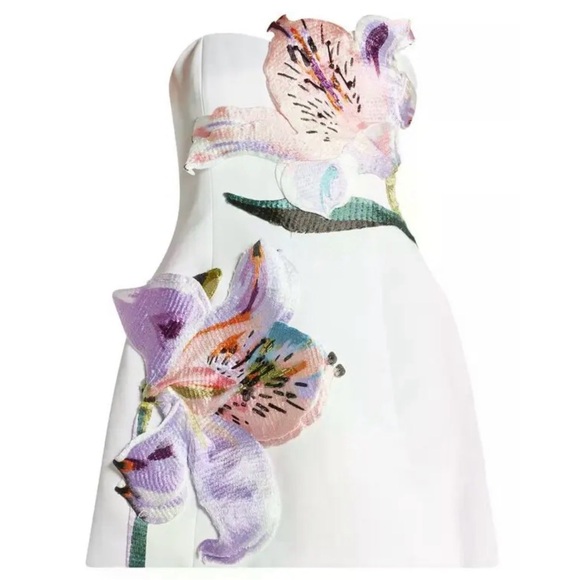 Leo Lin Floral Embroidered Strapless Dress - www.joarbit.com Leo Lin Floral Embroidered Strapless Dress - www.joarbit.com